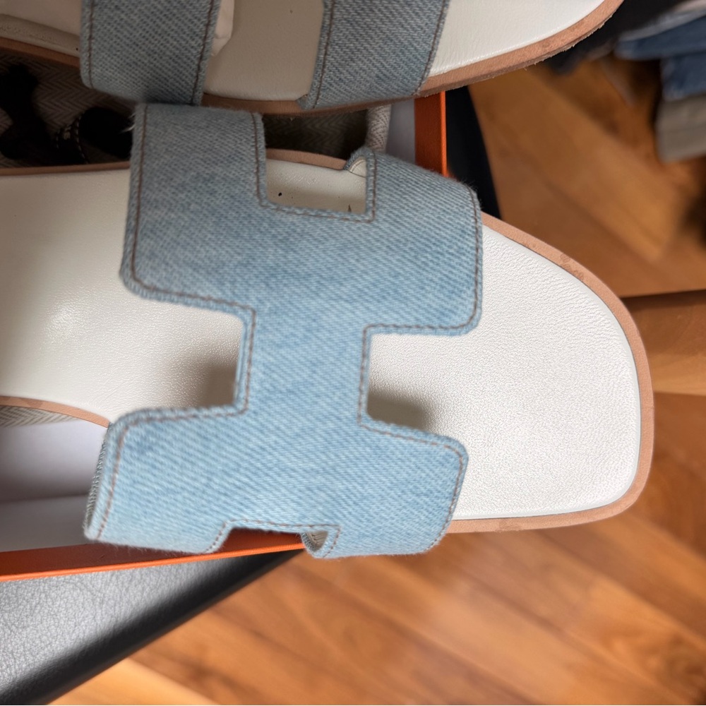 Hermès Oran Light Blue Denim Slide Sandals - Picture 5 of 8